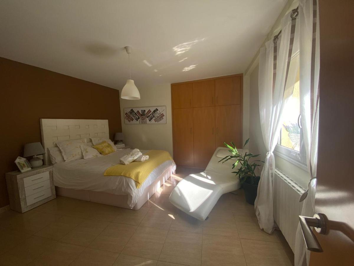 Habitacion Amplia Y Comoda Reus Exterior foto